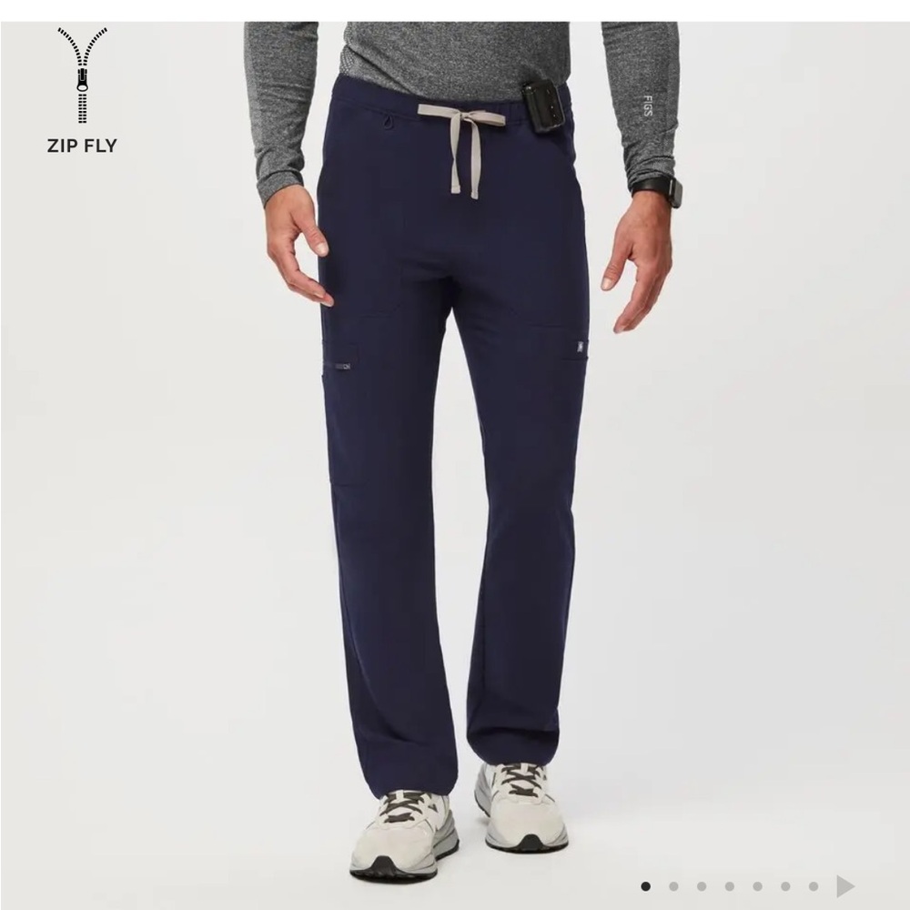 Figs Cargo Scrub Pants size medium new without tags